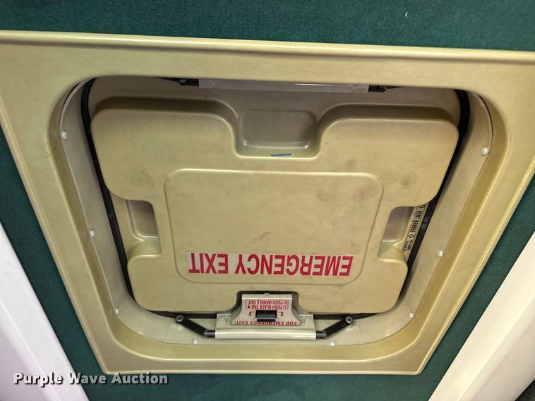 image for item EW4057 2000 Vanhool coach bus