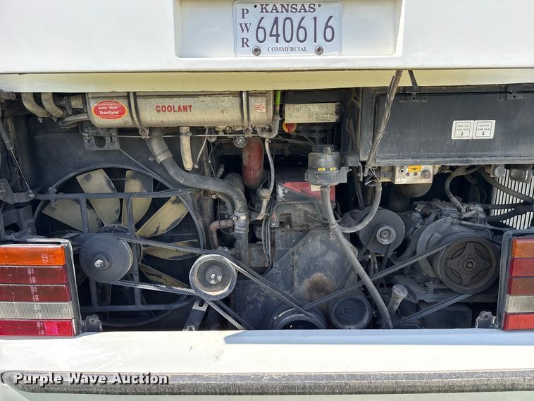 image for item EW4057 2000 Vanhool coach bus