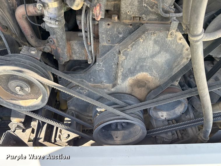 image for item EW4057 2000 Vanhool coach bus