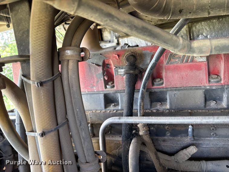 image for item EW4057 2000 Vanhool coach bus