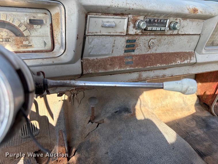 image for item EW4106 1965 Jeep J-200 pickup truck