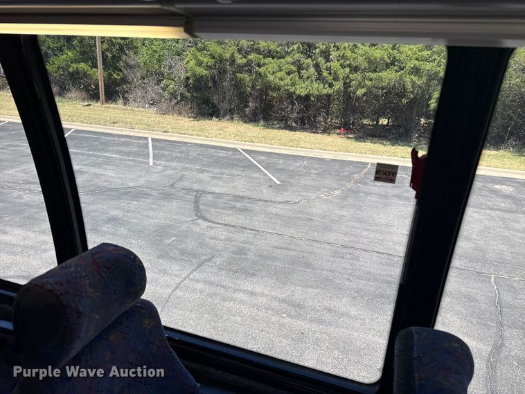 image for item EW4114 2004 International 3200 shuttle bus