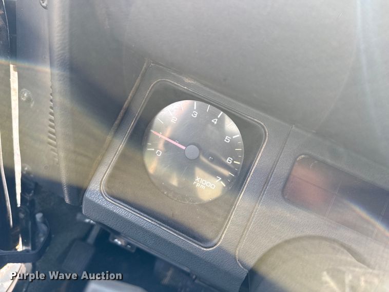 image for item EW4115 1993 Jeep Wrangler SUV