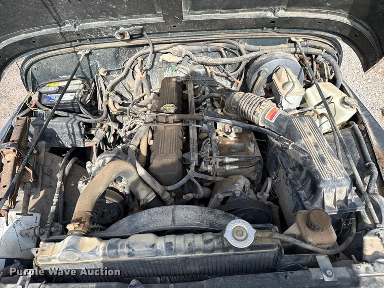 image for item EW4115 1993 Jeep Wrangler SUV