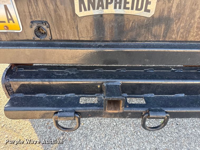 image for item EW4149 2017 Ford F350 Super Duty XL Crew Cab flatbed pickup truck