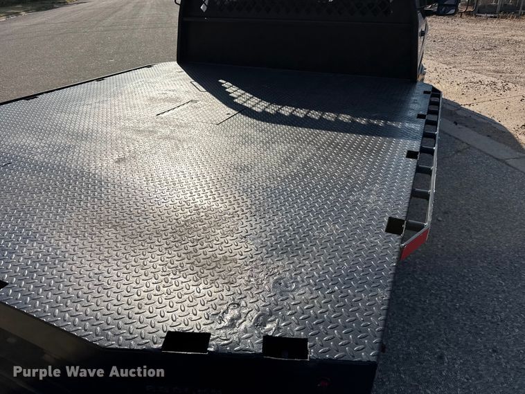 image for item EW4149 2017 Ford F350 Super Duty XL Crew Cab flatbed pickup truck