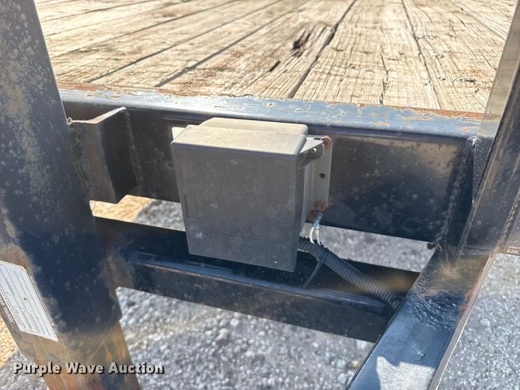 image for item EW4150 2014 Load Trail flatbed trailer
