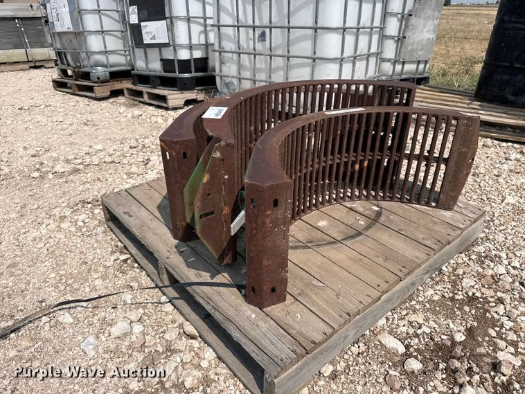 image for item EW4159 (3) John Deere concaves