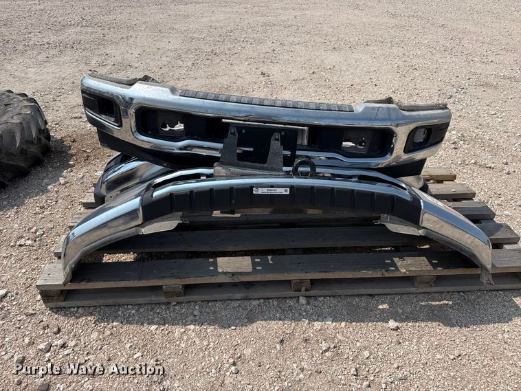image for item EW4161 (3) Ford front bumpers
