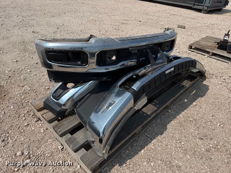 image for item EW4161 (3) Ford front bumpers