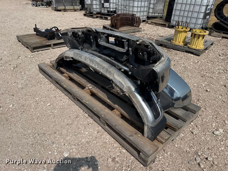 image for item EW4161 (3) Ford front bumpers