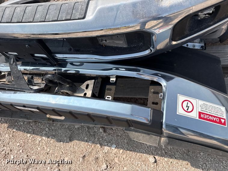 image for item EW4161 (3) Ford front bumpers