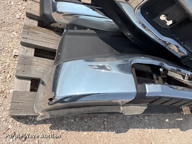 image for item EW4161 (3) Ford front bumpers
