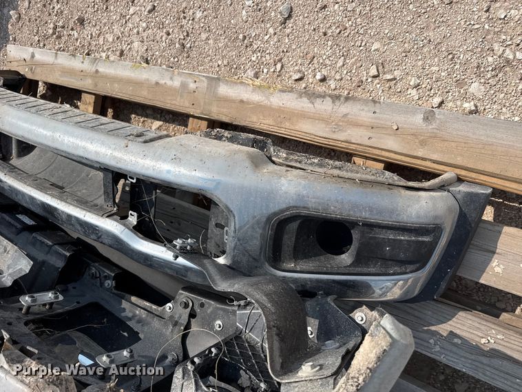 image for item EW4161 (3) Ford front bumpers