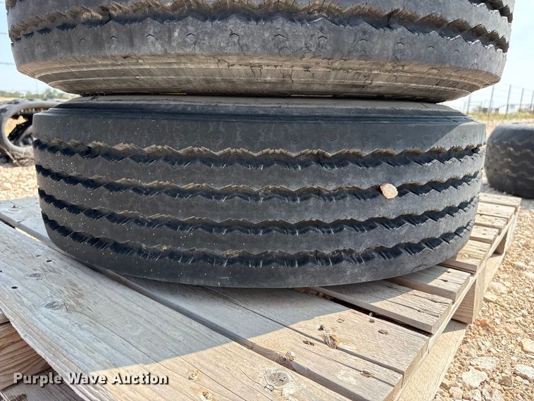image for item EW4162 Tires and wheels