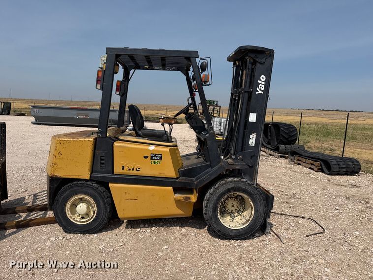 image for item EW4164 Yale GP080LGNGBE093 forklift