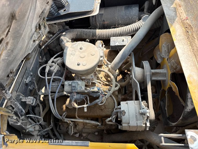 image for item EW4164 Yale GP080LGNGBE093 forklift