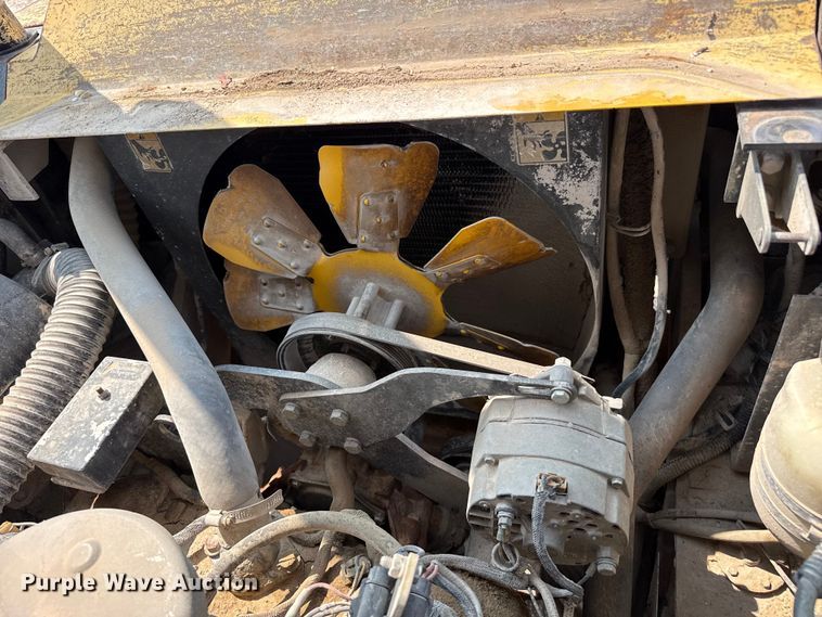 image for item EW4164 Yale GP080LGNGBE093 forklift
