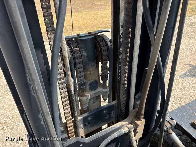 image for item EW4164 Yale GP080LGNGBE093 forklift
