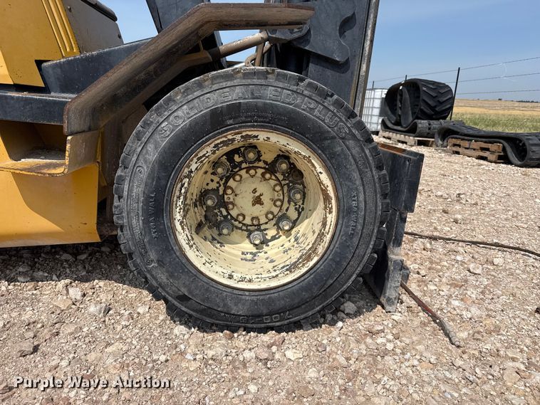 image for item EW4164 Yale GP080LGNGBE093 forklift