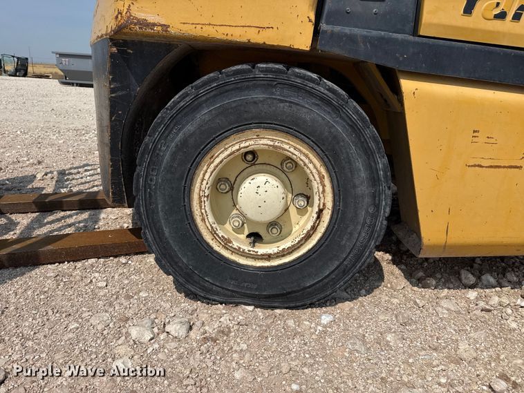 image for item EW4164 Yale GP080LGNGBE093 forklift