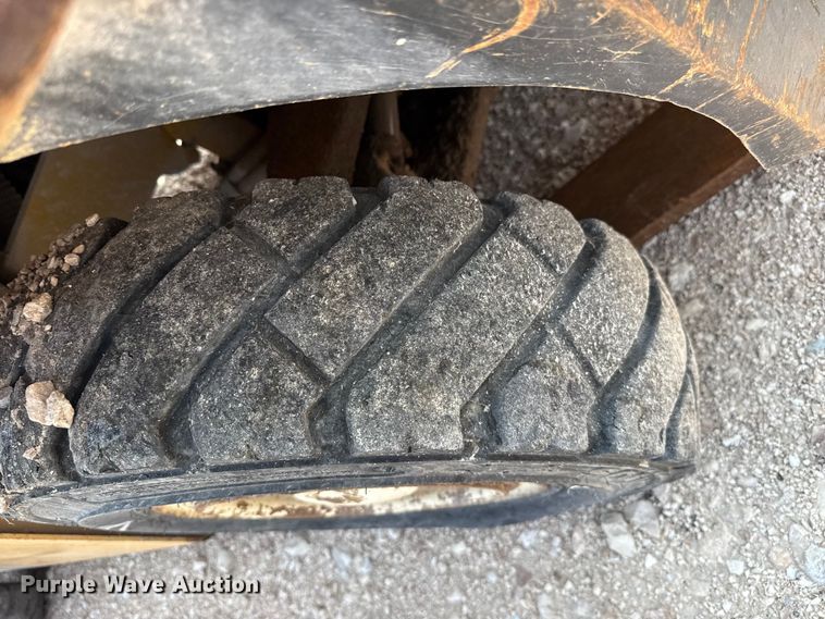 image for item EW4164 Yale GP080LGNGBE093 forklift