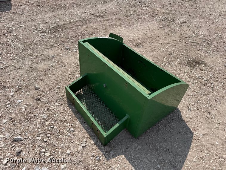 image for item EW4166 John Deere 8000 series weight box