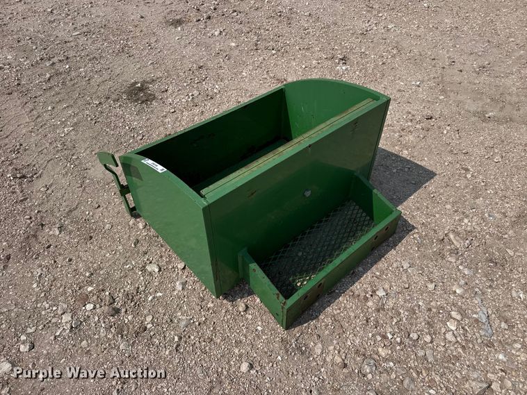 image for item EW4166 John Deere 8000 series weight box