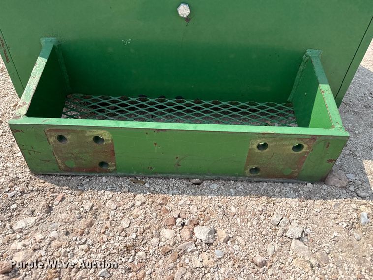 image for item EW4166 John Deere 8000 series weight box