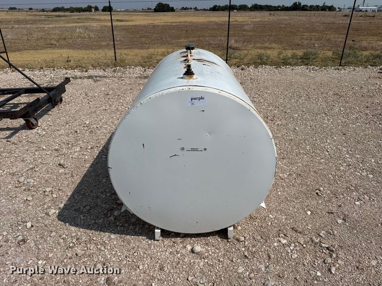 image for item EW4167 Fuel tank