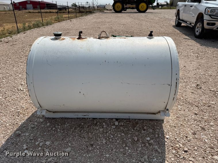 image for item EW4167 Fuel tank