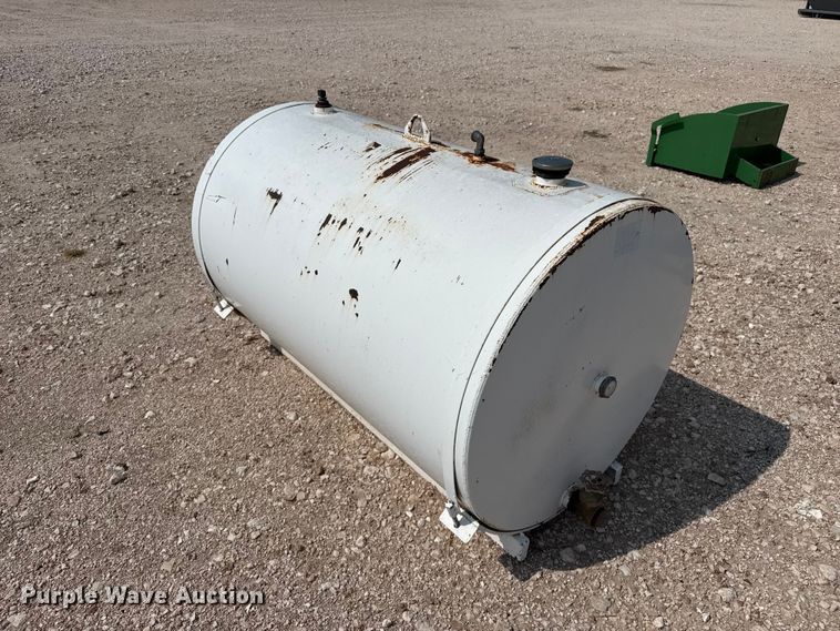 image for item EW4167 Fuel tank
