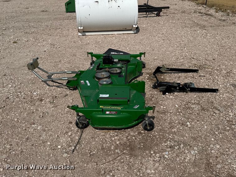 image for item EW4168 John Deere AutoConnect 72D mower deck