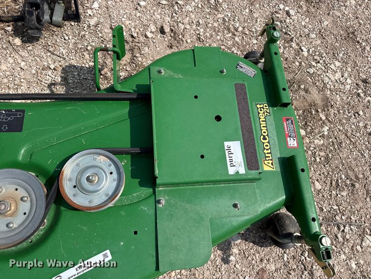 image for item EW4168 John Deere AutoConnect 72D mower deck