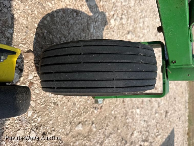 image for item EW4169 John Deere Z425B ZTR lawn mower