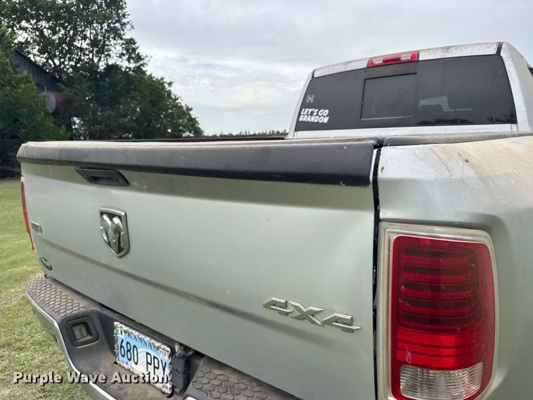 image for item EW4940 2014 RAM 3500 Laramie Crew Cab pickup truck