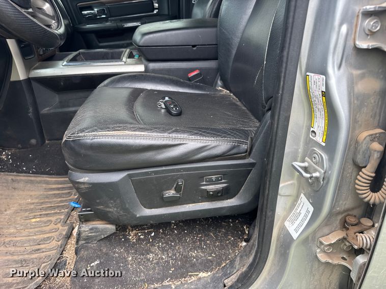 image for item EW4940 2014 RAM 3500 Laramie Crew Cab pickup truck
