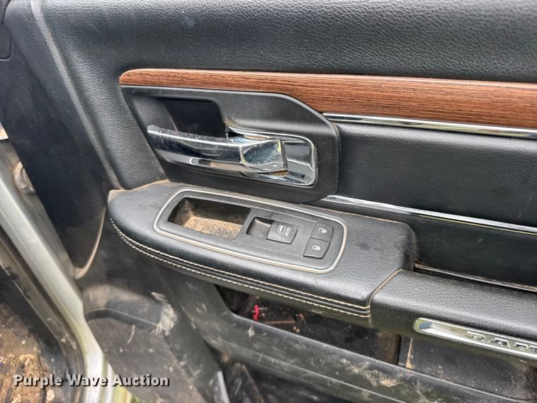 image for item EW4940 2014 RAM 3500 Laramie Crew Cab pickup truck