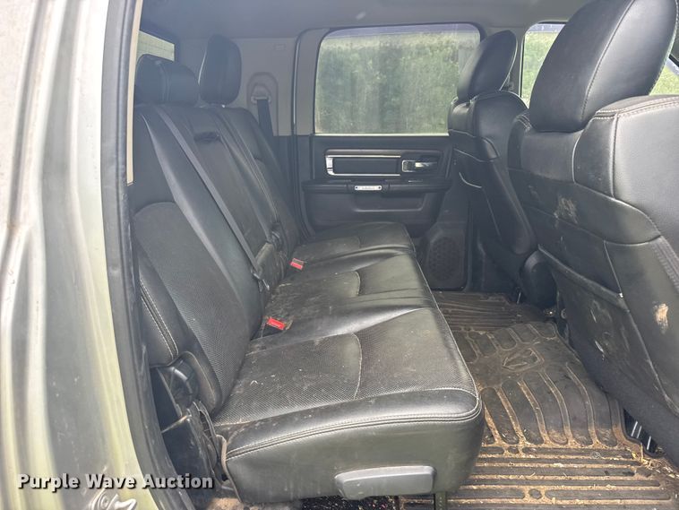 image for item EW4940 2014 RAM 3500 Laramie Crew Cab pickup truck