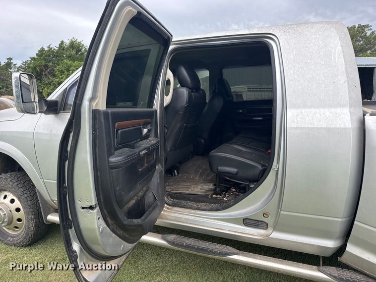 image for item EW4940 2014 RAM 3500 Laramie Crew Cab pickup truck