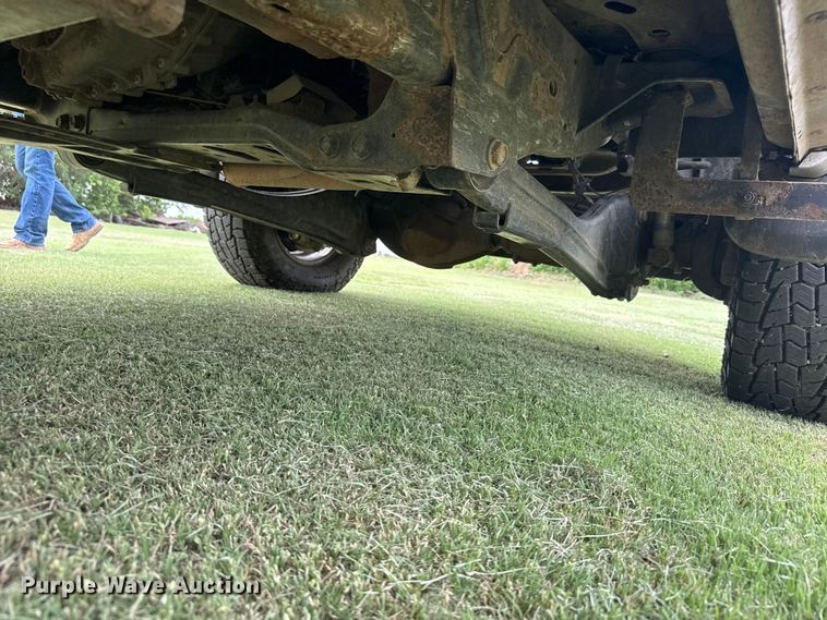 image for item EW4940 2014 RAM 3500 Laramie Crew Cab pickup truck