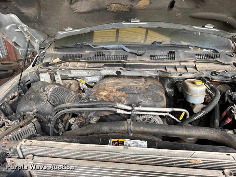 image for item EW4940 2014 RAM 3500 Laramie Crew Cab pickup truck