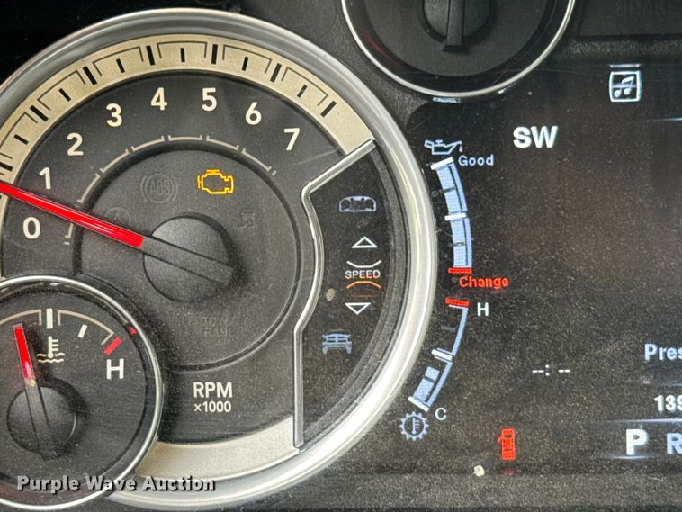 image for item EW4940 2014 RAM 3500 Laramie Crew Cab pickup truck