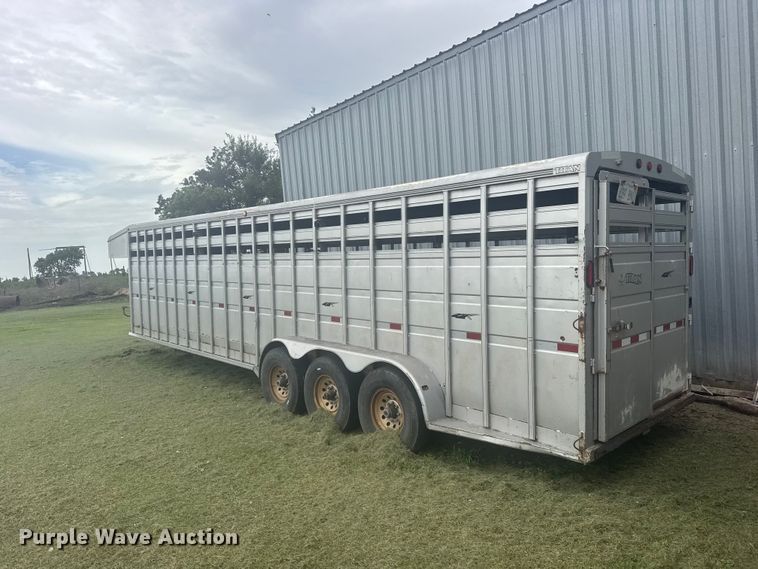image for item EW4941 2009 Titan Trailer Mfg. 9R3178 livestock trailer