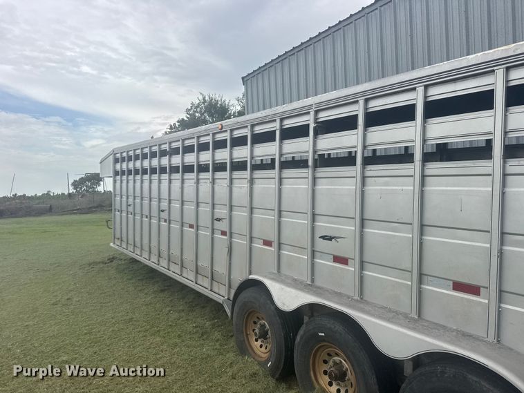 image for item EW4941 2009 Titan Trailer Mfg. 9R3178 livestock trailer