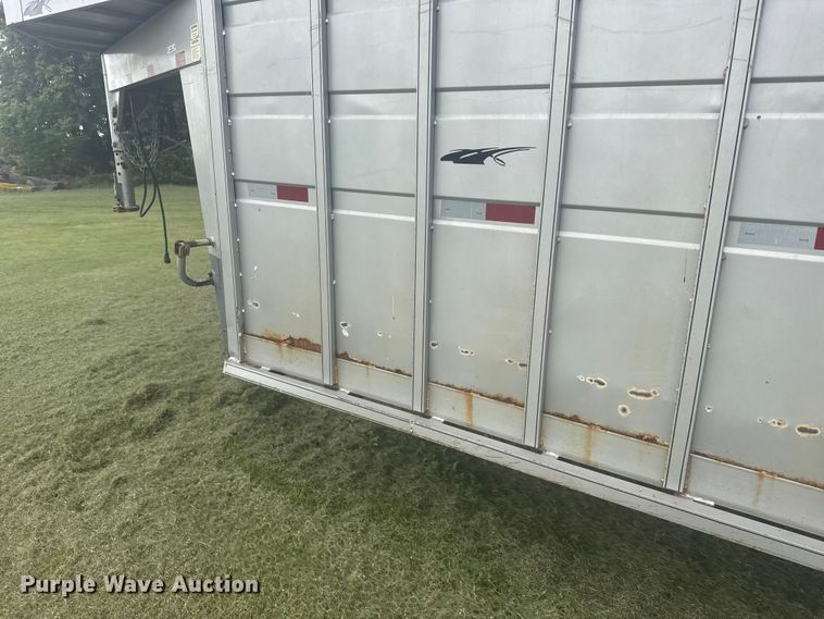 image for item EW4941 2009 Titan Trailer Mfg. 9R3178 livestock trailer