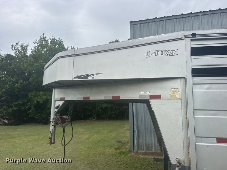 image for item EW4941 2009 Titan Trailer Mfg. 9R3178 livestock trailer