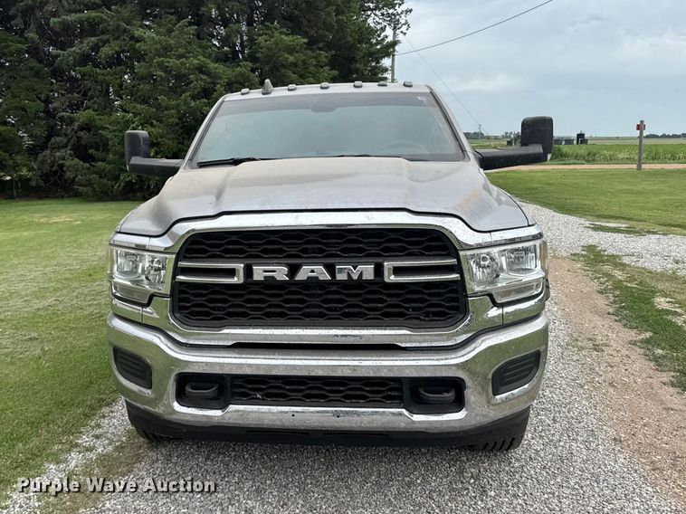 image for item EW4942 2022 RAM 3500 Heavy Duty Crew Cab pickup truck