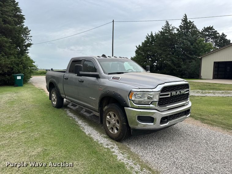 image for item EW4942 2022 RAM 3500 Heavy Duty Crew Cab pickup truck