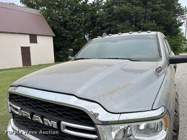 image for item EW4942 2022 RAM 3500 Heavy Duty Crew Cab pickup truck